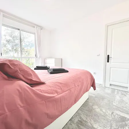 Albatros In Puerto Banus 150 Meters From The Марбелья